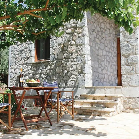Stunning In Astros Arkadias With Wifi *
