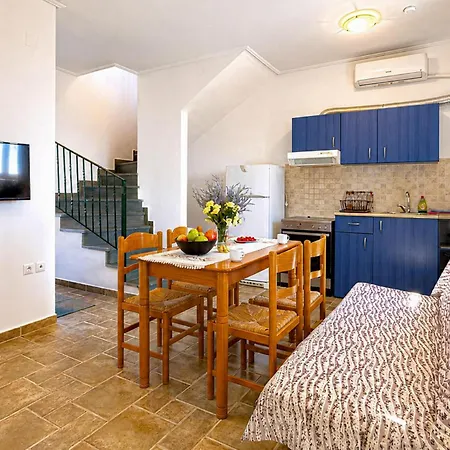 Stunning In Astros Arkadias With Wifi Holiday home