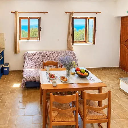 Stunning In Astros Arkadias With Wifi