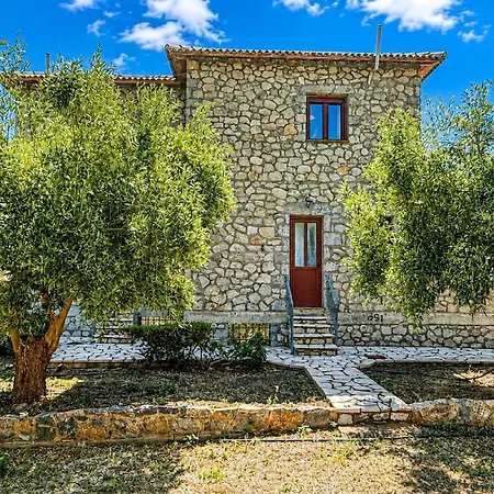 Holiday home Stunning In Astros Arkadias With Wifi Arkadiko Chorio