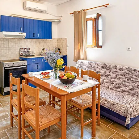 Stunning In Astros Arkadias With Wifi Holiday home