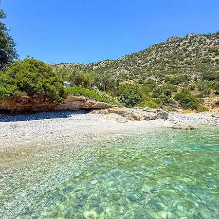 Holiday home Stunning In Astros Arkadias With Wifi